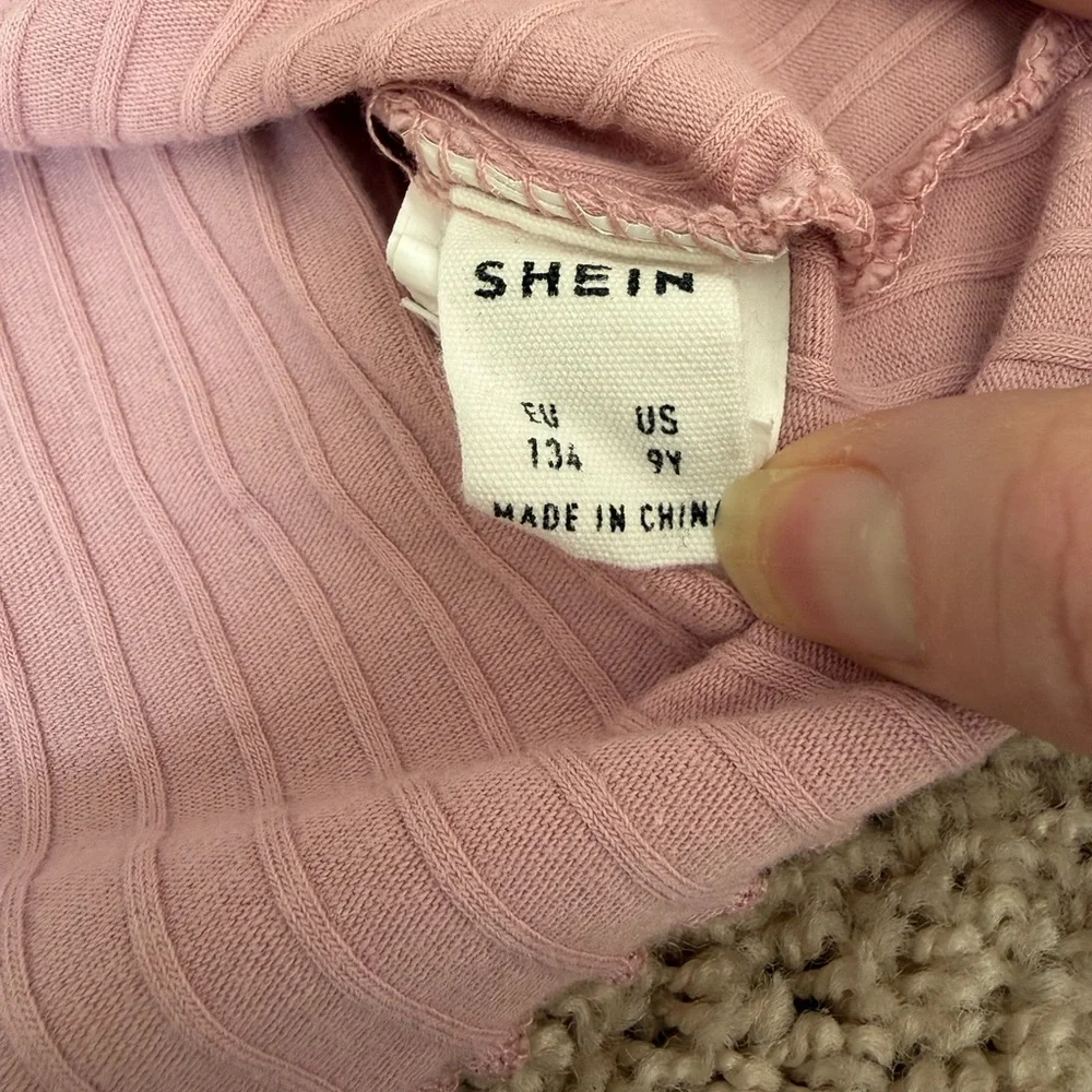 Old Navy Jean Shorts size 10 with Shein Girls Blush Ribbed Knit Top Size 9